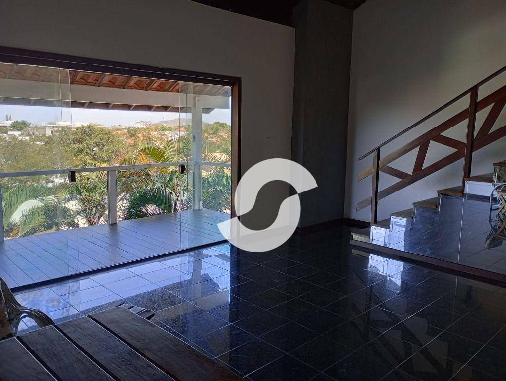 Casa à venda com 5 quartos, 448m² - Camboinhas,Niterói