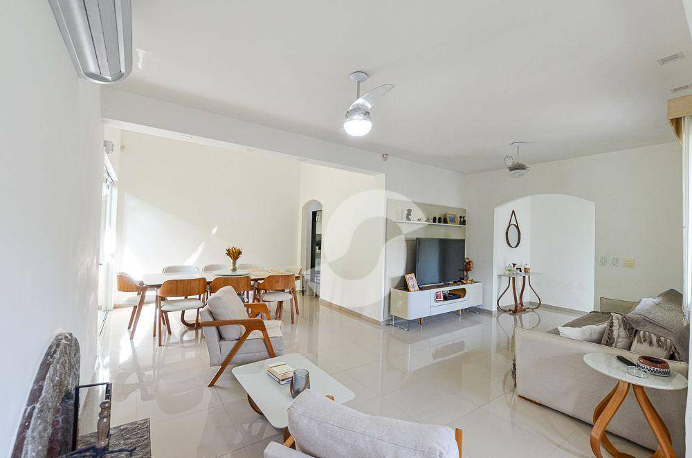 Casa à venda com 5 quartos, 260m² - Piratininga,Niterói