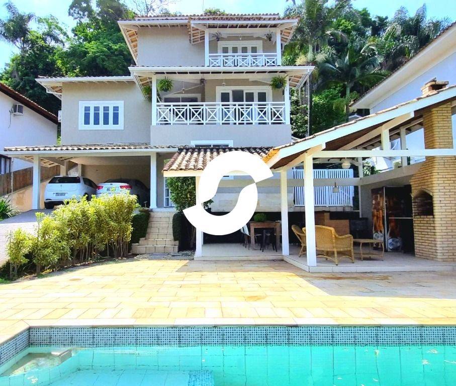 Casa à venda com 4 quartos, 427m² - Camboinhas,Niterói