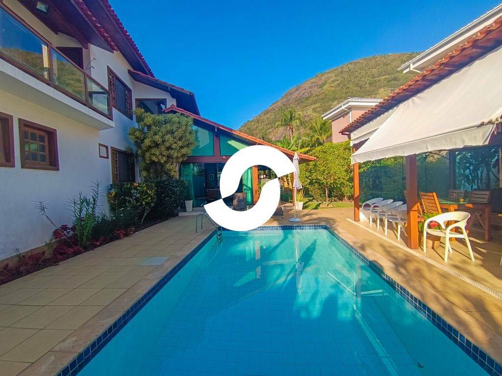 Casa à venda com 4 quartos, 300m² - Itacoatiara,Niterói