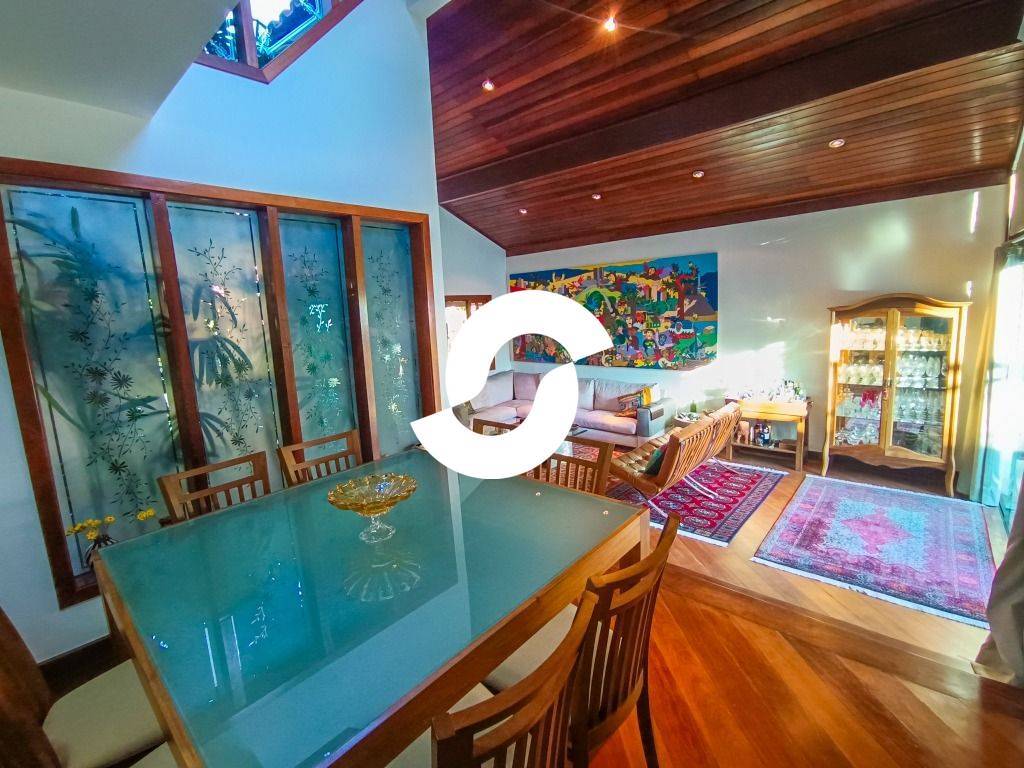  - Casa com 4 dormitórios à venda, 300 m² por R$ 3.500.000,00 - Itacoatiara - Niterói/RJ