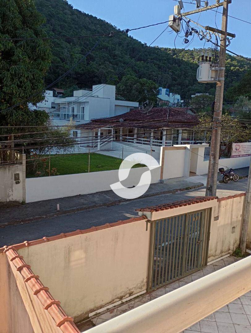 Casa à venda com 3 quartos, 180m² - Piratininga,Niterói