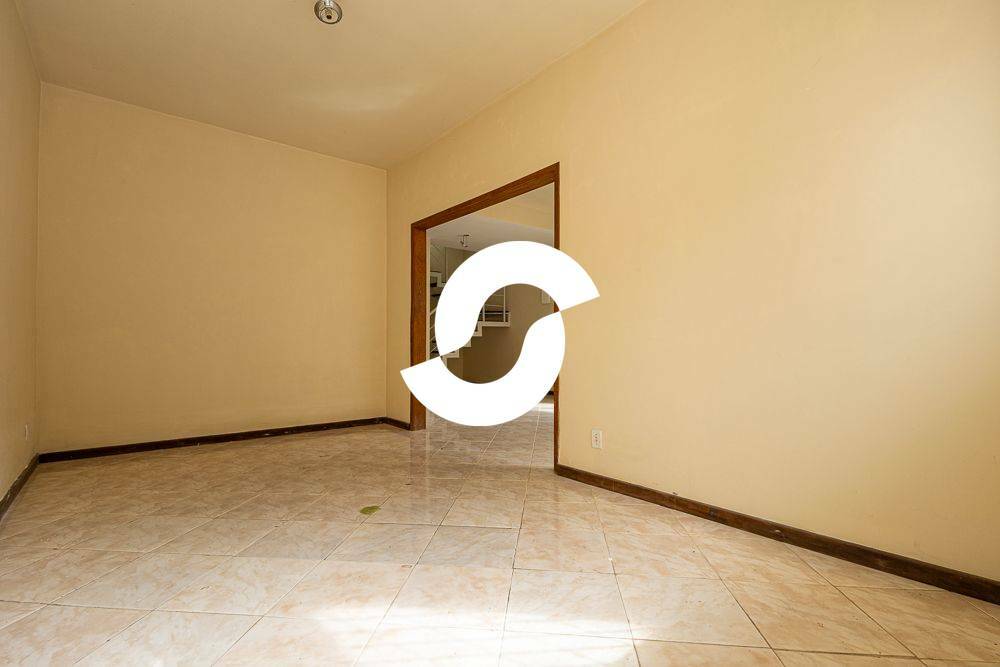 Casa à venda com 3 quartos, 180m² - Piratininga,Niterói