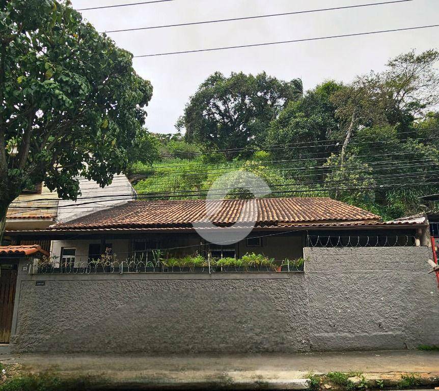 Casa à venda com 3 quartos, 75m² - Fátima,Niterói