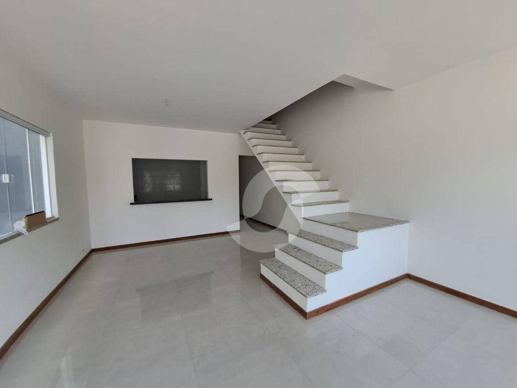 Casa à venda com 3 quartos, 129m² - Engenho do Mato,Niterói