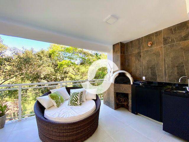 Casa à venda com 3 quartos, 242m² - Pendotiba,Niterói
