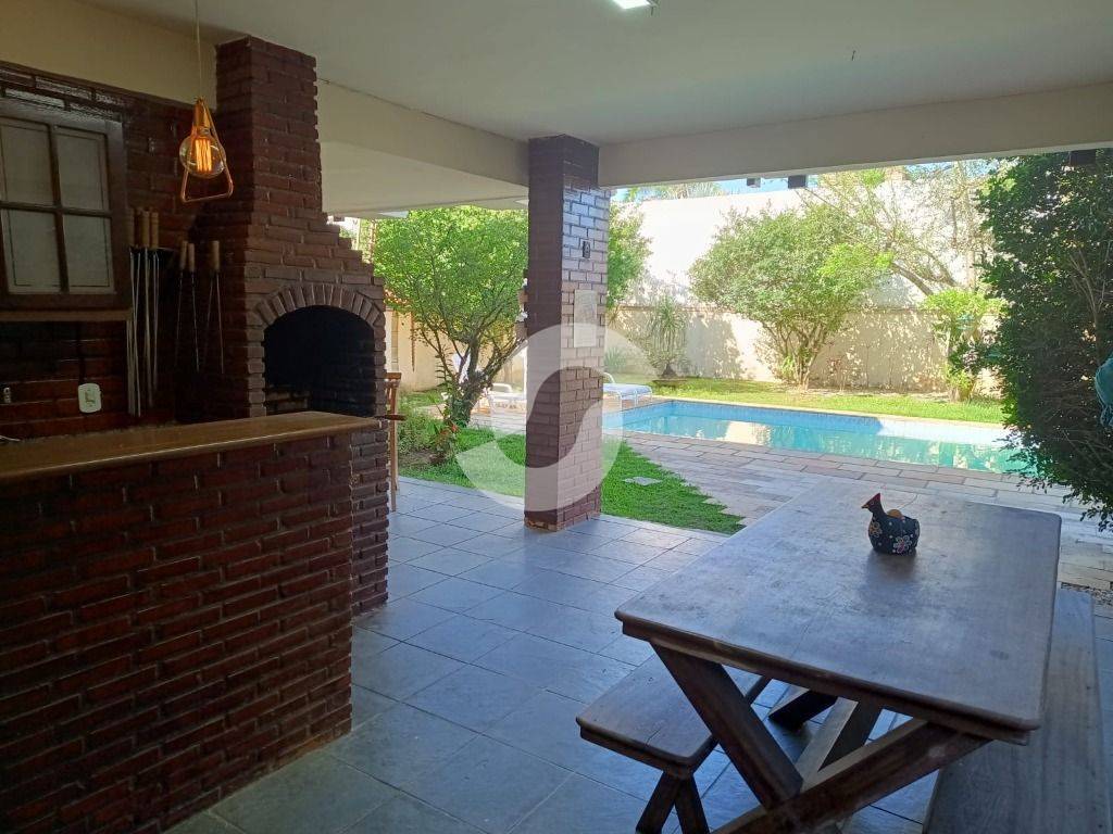 Casa à venda com 3 quartos, 280m² - Camboinhas,Niterói