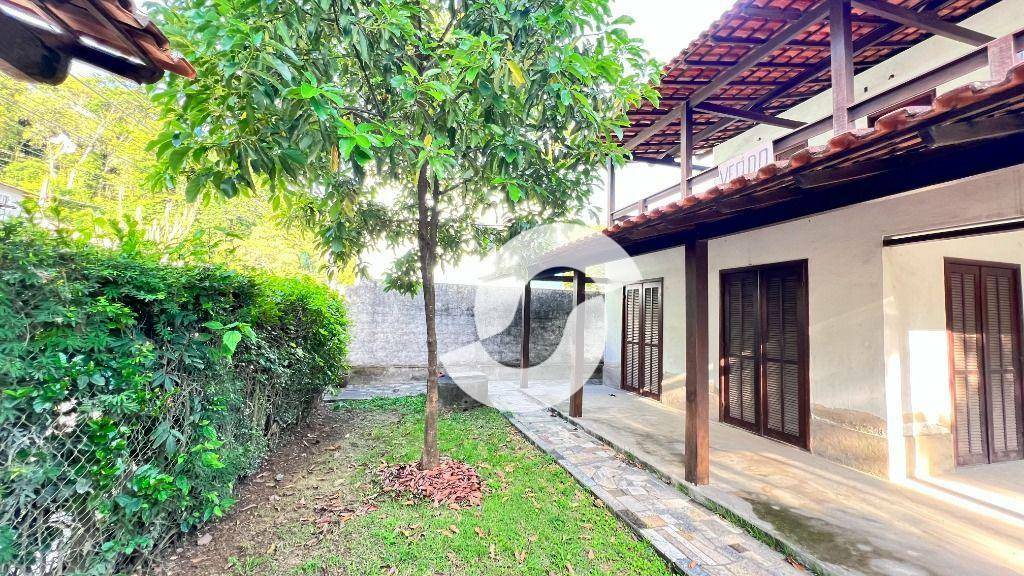 Casa à venda com 3 quartos, 150m² - Itaipu,Niterói