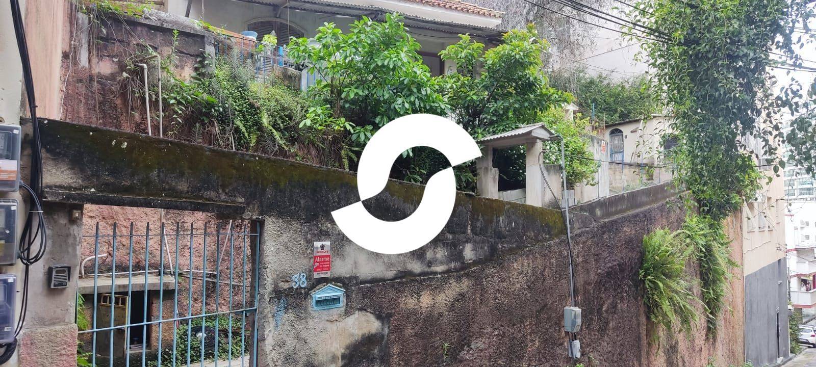 Casa à venda com 2 quartos, 74m² - Santa Rosa,Niterói