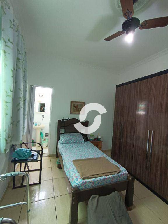  - Casa a  venda em São Francisco - Niterói/RJ.