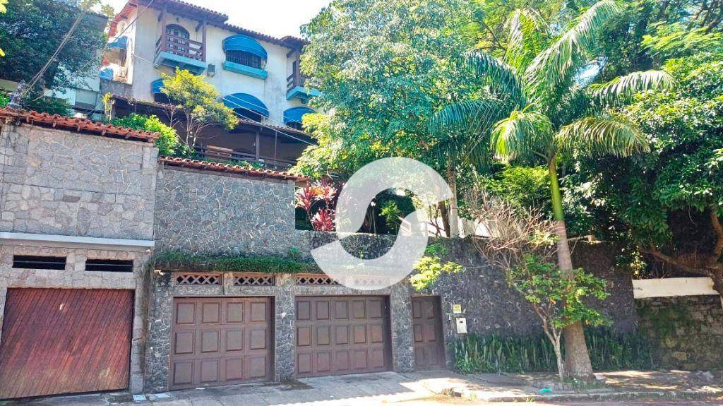 Casa à venda com 5 quartos, 440m² - São Francisco,Niterói