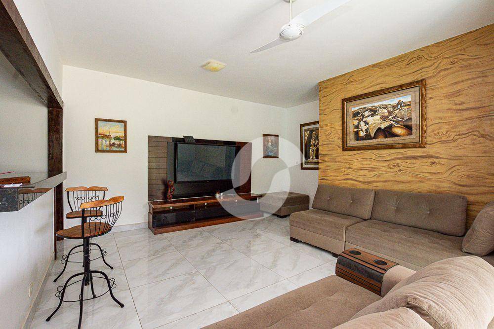  - Casa com 3 dormitórios à venda, 250 m² por R$ 1.080.000,00 - Piratininga - Niterói/RJ