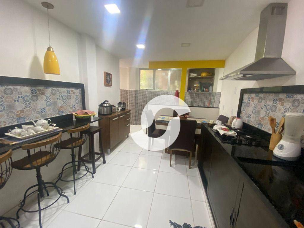 Casa à venda com 3 quartos, 120m² - Sape,Niterói