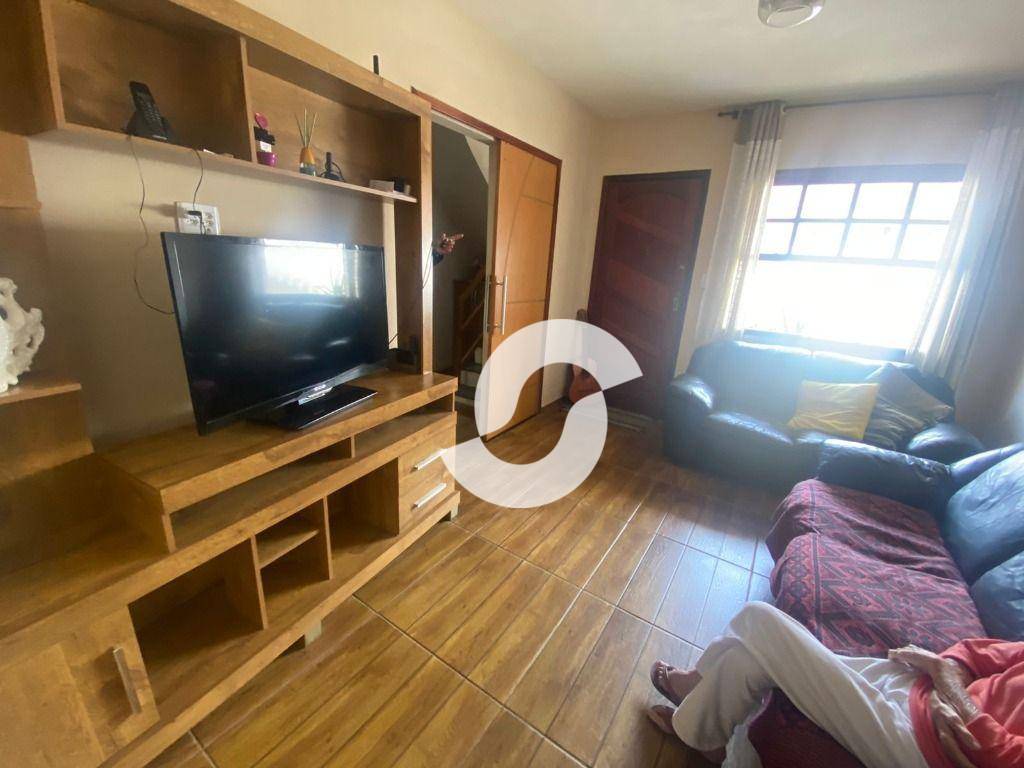  - Casa com 3 dormitórios à venda, 120 m² por R$ 320.000,00 - Sape - Niterói/RJ