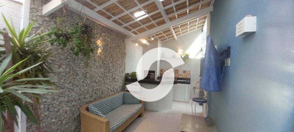 Casa à venda com 4 quartos, 140m² - Pendotiba,Niterói