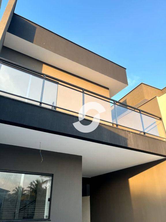 Casa à venda com 3 quartos, 150m² - Itaipu,Niterói