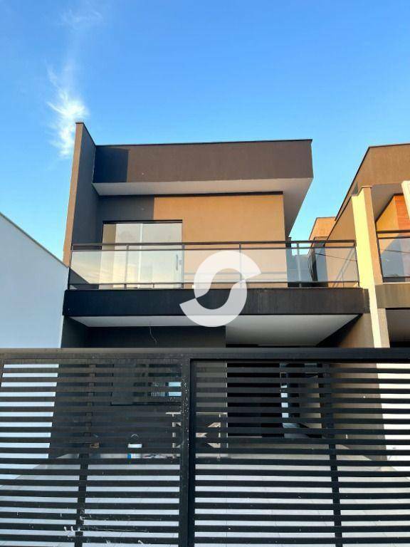 Casa à venda com 3 quartos, 150m² - Itaipu,Niterói