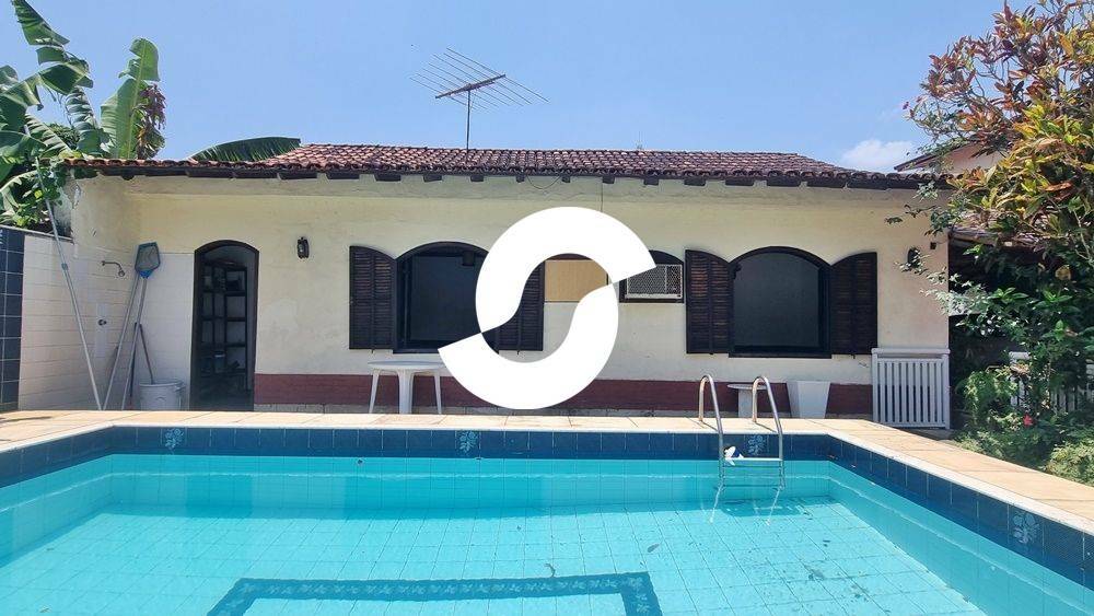 Casa à venda com 3 quartos, 150m² - Itaipu,Niterói