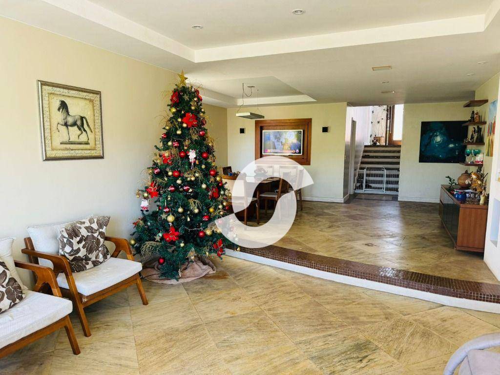  - Casa com 4 dormitórios à venda, 429 m² por R$ 2.700.000,00 - Piratininga - Niterói/RJ