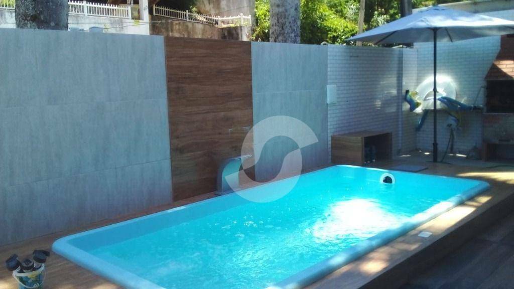 Casa à venda com 3 quartos, 127m² - Maravista,Niterói