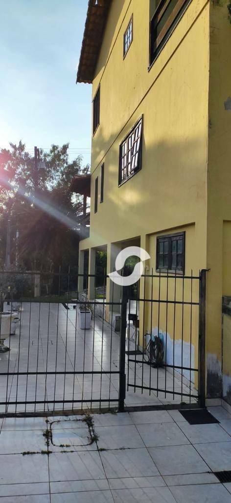 Casa à venda com 3 quartos, 400m² - Sape,Niterói