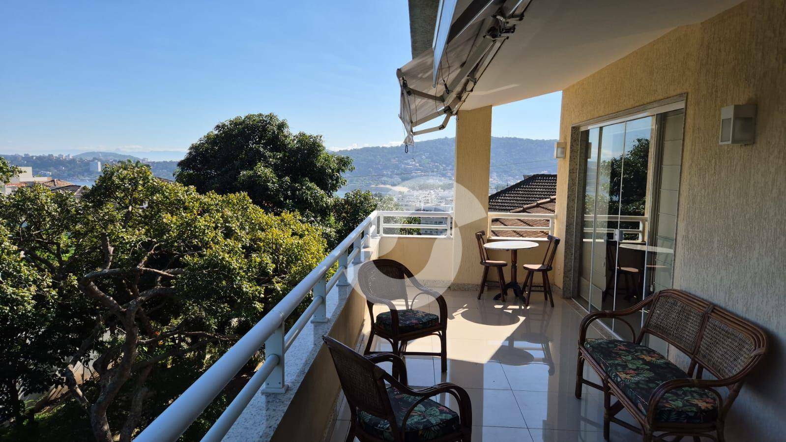 Casa à venda com 4 quartos, 260m² - Charitas,Niterói