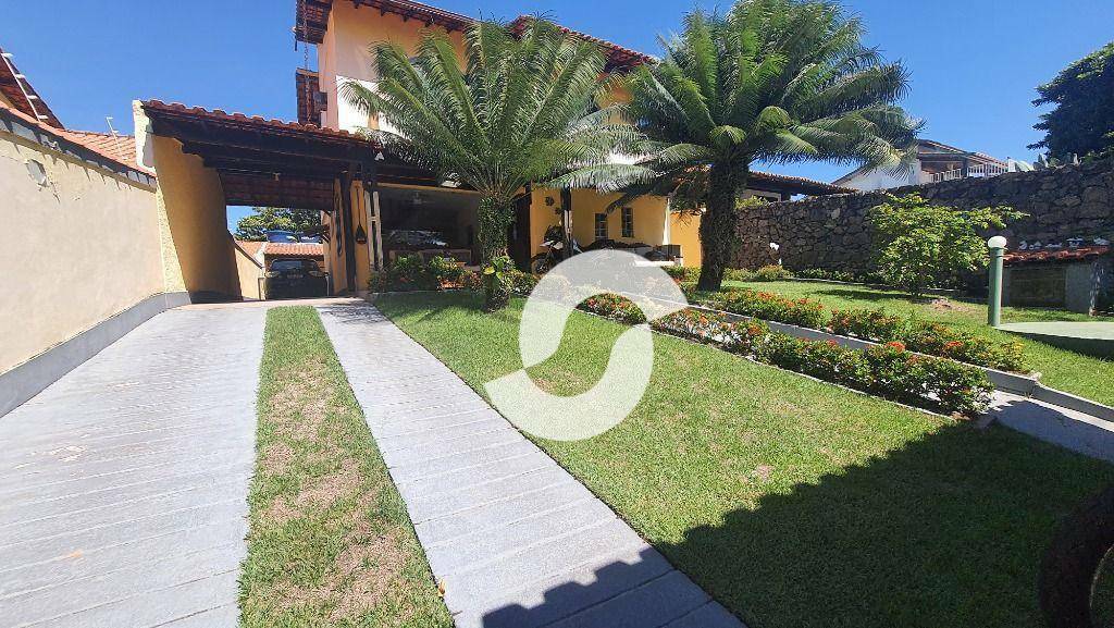 Casa à venda com 5 quartos, 360m² - Praia de Piratininga,Niterói