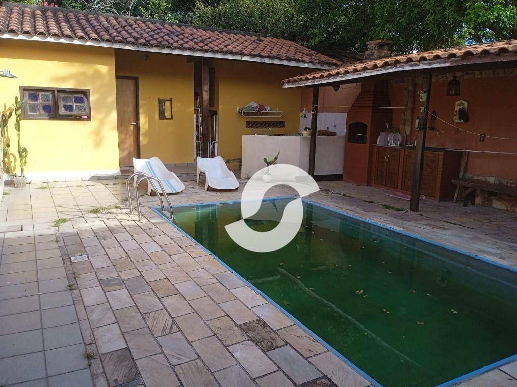 Casa à venda com 2 quartos, 97m² - Itaipu,Niterói