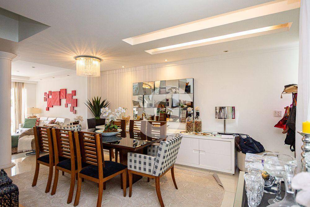 Casa à venda com 4 quartos, 250m² - Camboinhas,Niterói