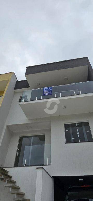 Casa à venda com 3 quartos, 139m² - Cafubá,Niterói