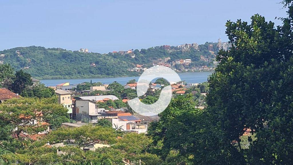 Casa à venda com 3 quartos, 139m² - Cafubá,Niterói