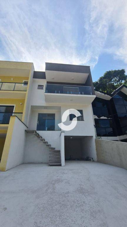 Casa à venda com 3 quartos, 139m² - Cafubá,Niterói