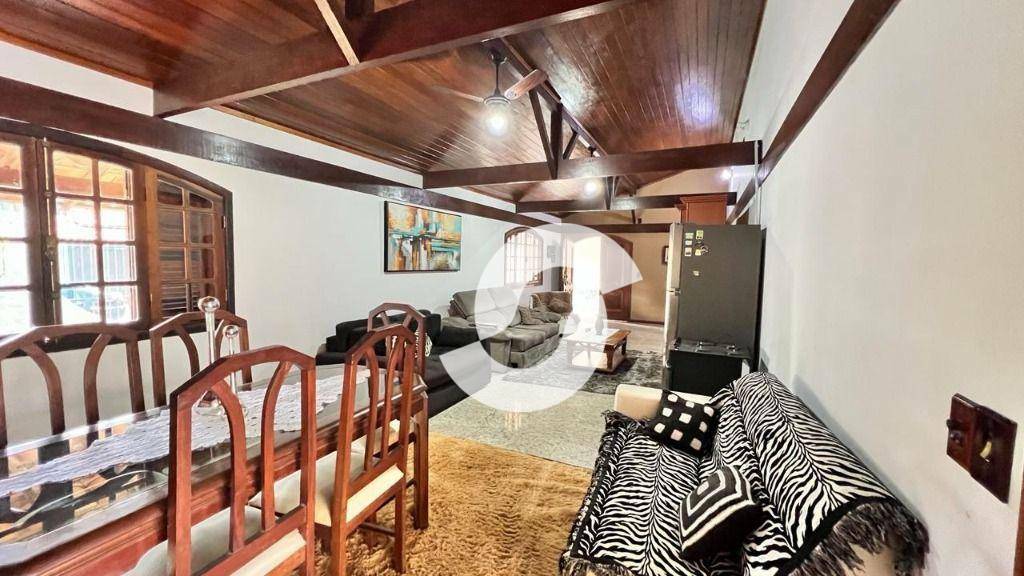 - Casa à venda, 353 m² por R$ 770.000,00 - Serra Grande - Niterói/RJ