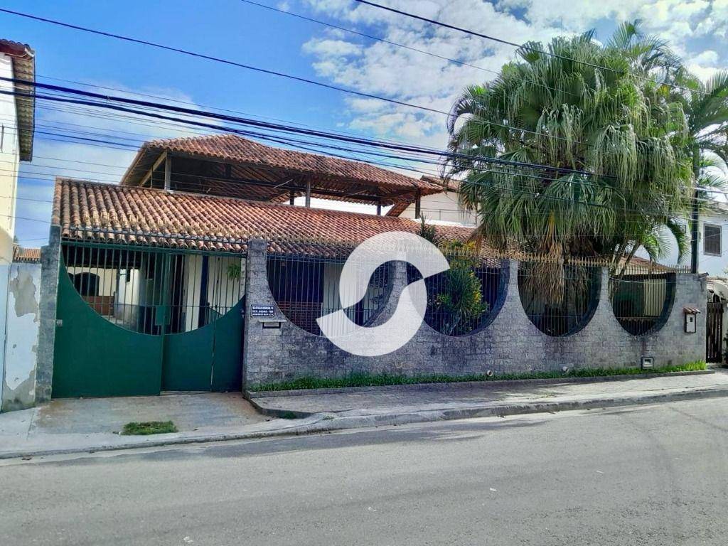 Casa à venda com 3 quartos, 353m² - Serra Grande,Niterói