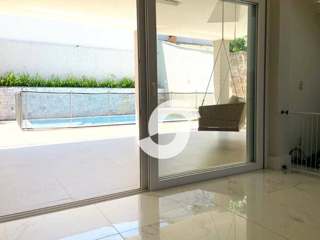  - Casa com 5 dormitórios à venda, 400 m² por R$ 3.890.000,00 - Camboinhas - Niterói/RJ
