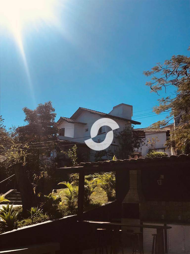 Casa à venda com 3 quartos, 180m² - Maria Paula,Niterói