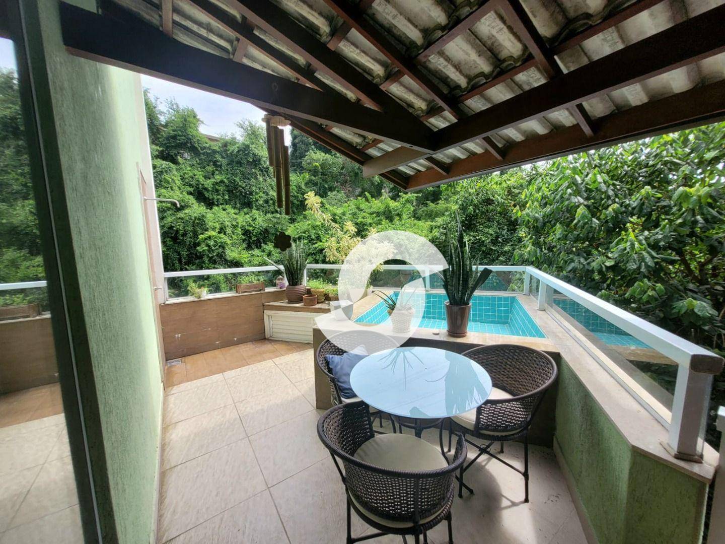 Casa à venda com 4 quartos, 260m² - Sape,Niterói