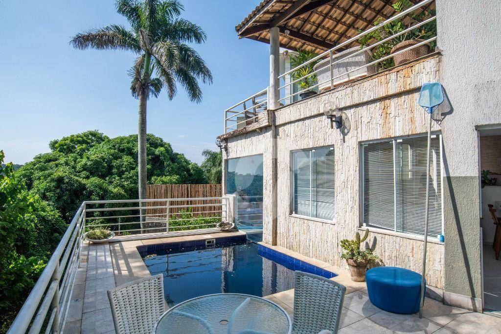 Casa à venda com 4 quartos, 400m² - Badu,Niterói