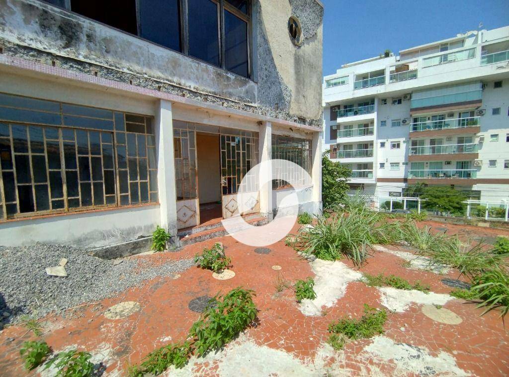 Casa à venda com 4 quartos, 378m² - São Francisco,Niterói