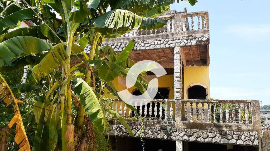 Casa à venda com 3 quartos, 422m² - São Francisco,Niterói