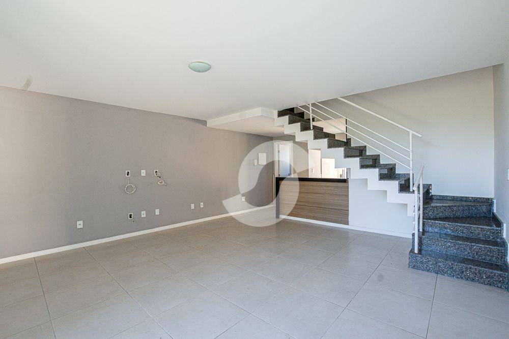 Casa à venda com 2 quartos, 134m² - Engenho do Mato,Niterói