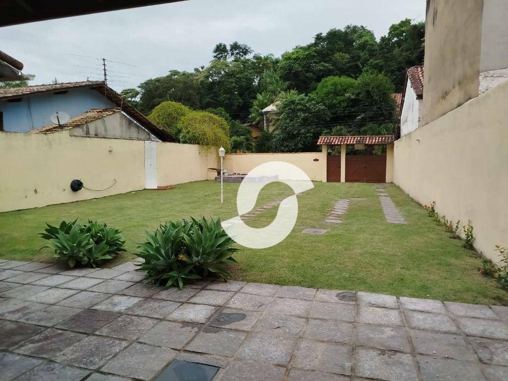 Casa à venda com 3 quartos, 200m² - Maravista,Niterói