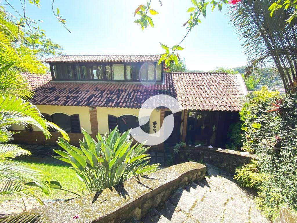 Casa à venda com 4 quartos, 200m² - Maria Paula,Niterói
