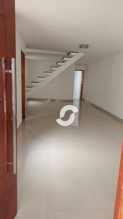 Casa à venda com 3 quartos, 158m² - Piratininga,Niterói