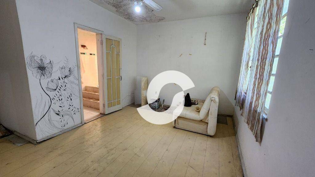  - Casa com 6 dormitórios à venda, 312 m² por R$ 1.200.000,00 - Fátima - Niterói/RJ
