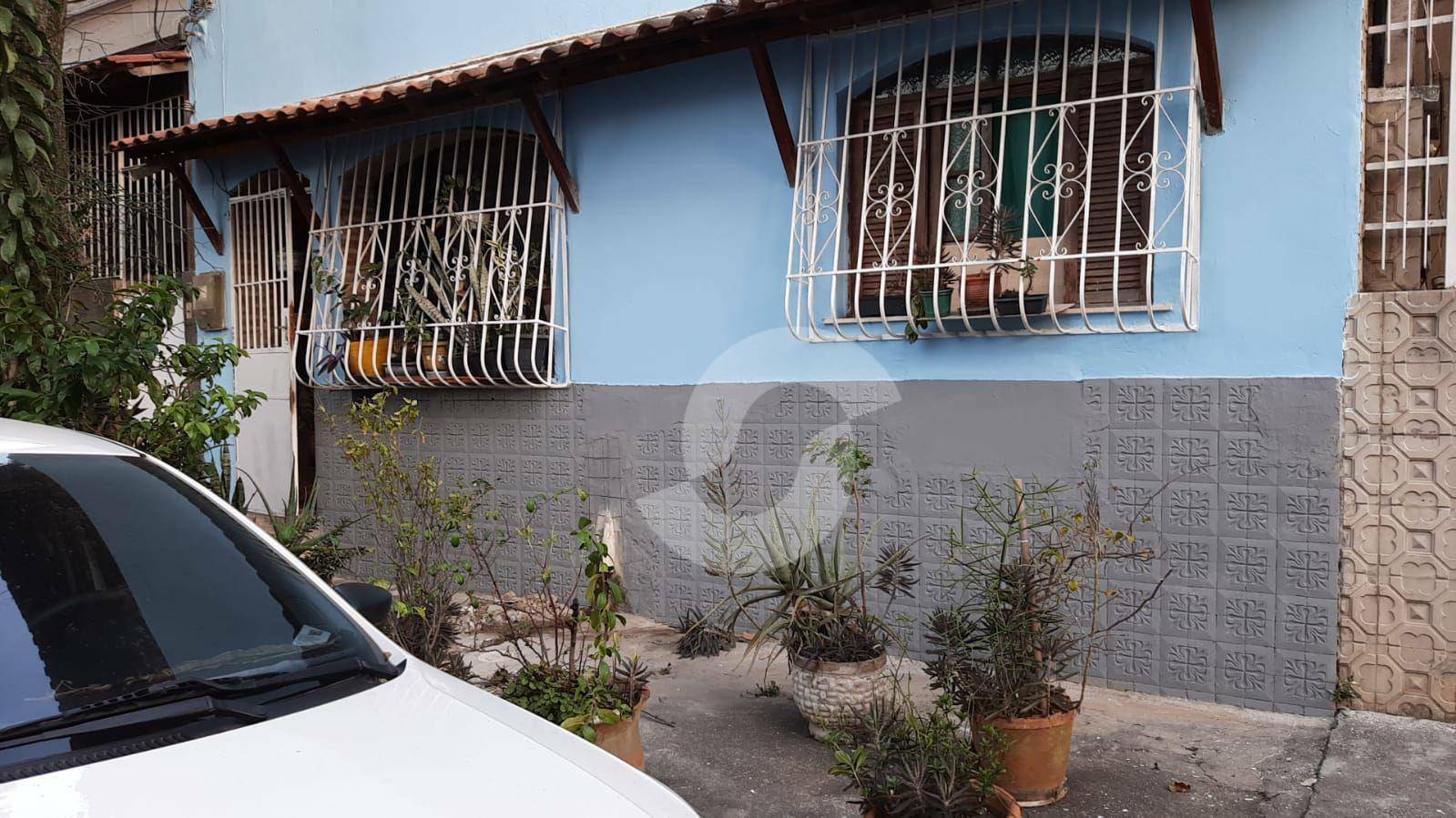 Casa à venda com 3 quartos, 48m² - São Lourenço,Niterói