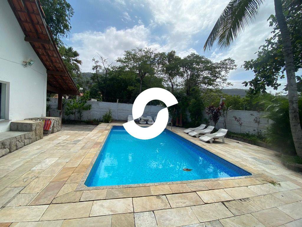 Casa à venda com 3 quartos, 200m² - Piratininga,Niterói
