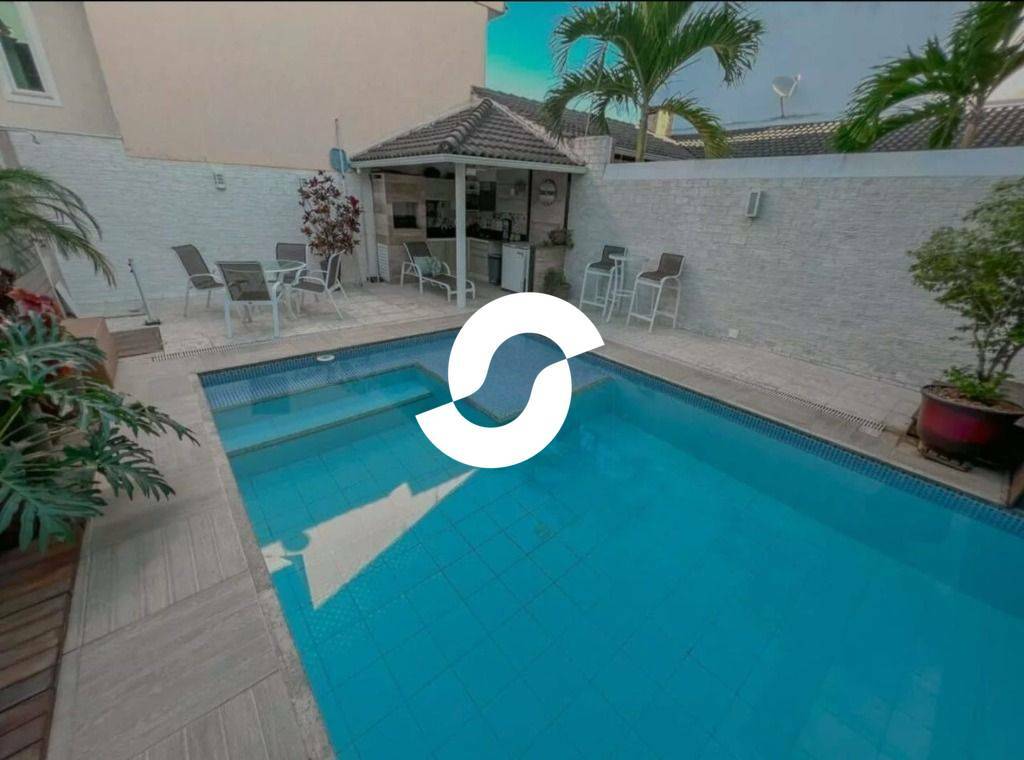 Casa à venda com 3 quartos, 230m² - Piratininga,Niterói