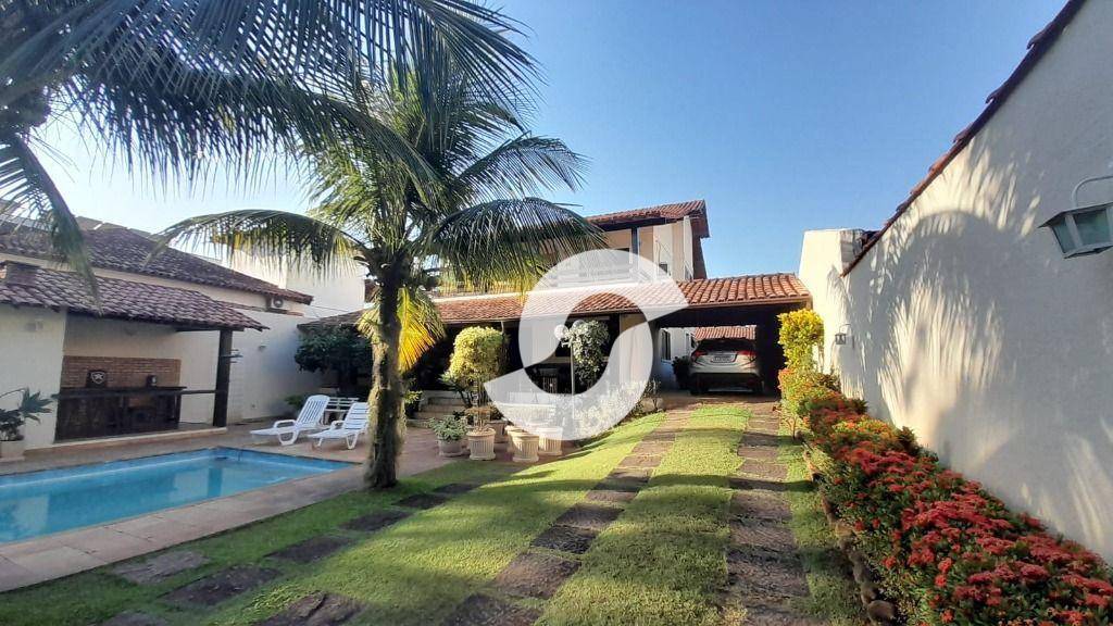 Casa à venda com 5 quartos, 356m² - Camboinhas,Niterói