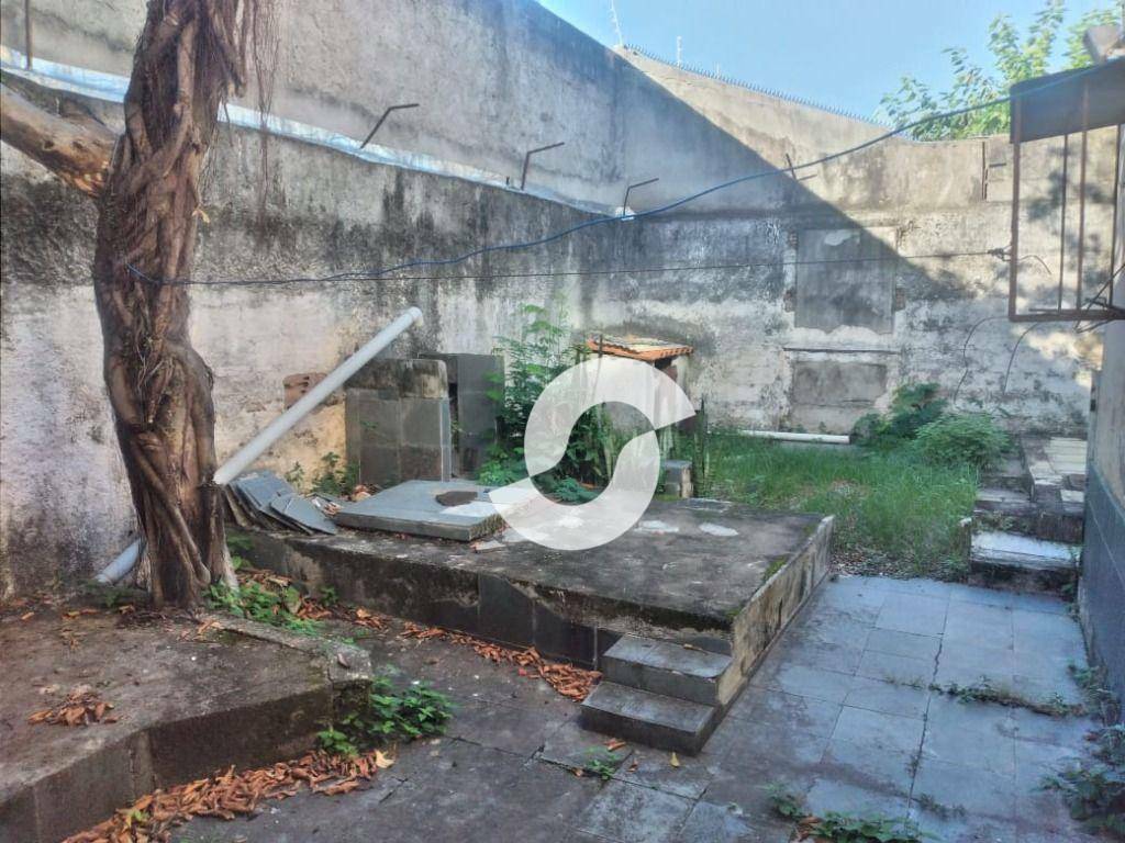 Casa à venda com 4 quartos, 263m² - Maralegre,Niterói